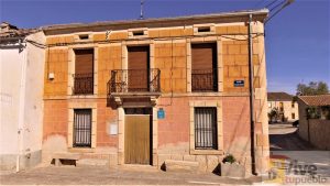 Aldealcorvo. Segovia. Castilla y León. Calle.