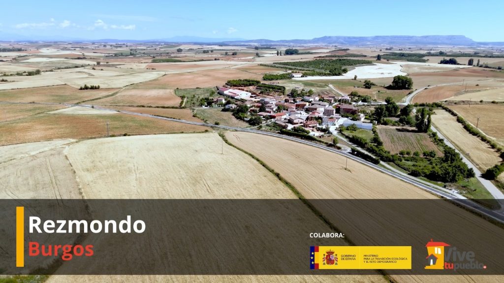 Vista aérea del pueblo de Rezmondo en Burgos, España